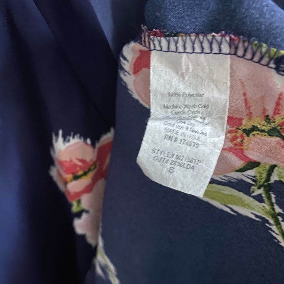 Renee C tenor maternity top with pleat front sz S - Picture 7 of 7